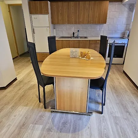 With Private Parking Appartement