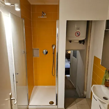 Appartement With Private Parking