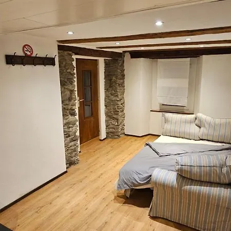 Appartement With Private Parking